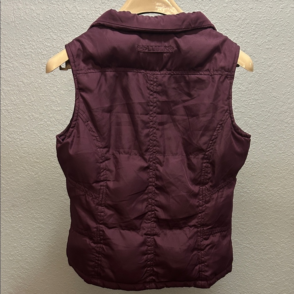 U.S. Polo Assn. Quilted Puffer Vest – Women’s Size Medium - Picture 6 of 7